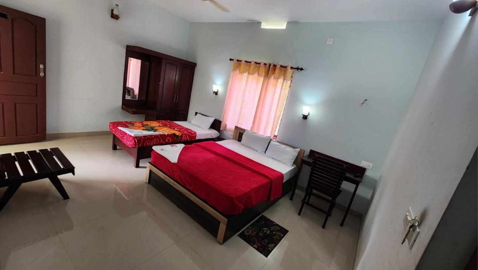 Pkn Homestay Thekkady Kumily Luaran gambar